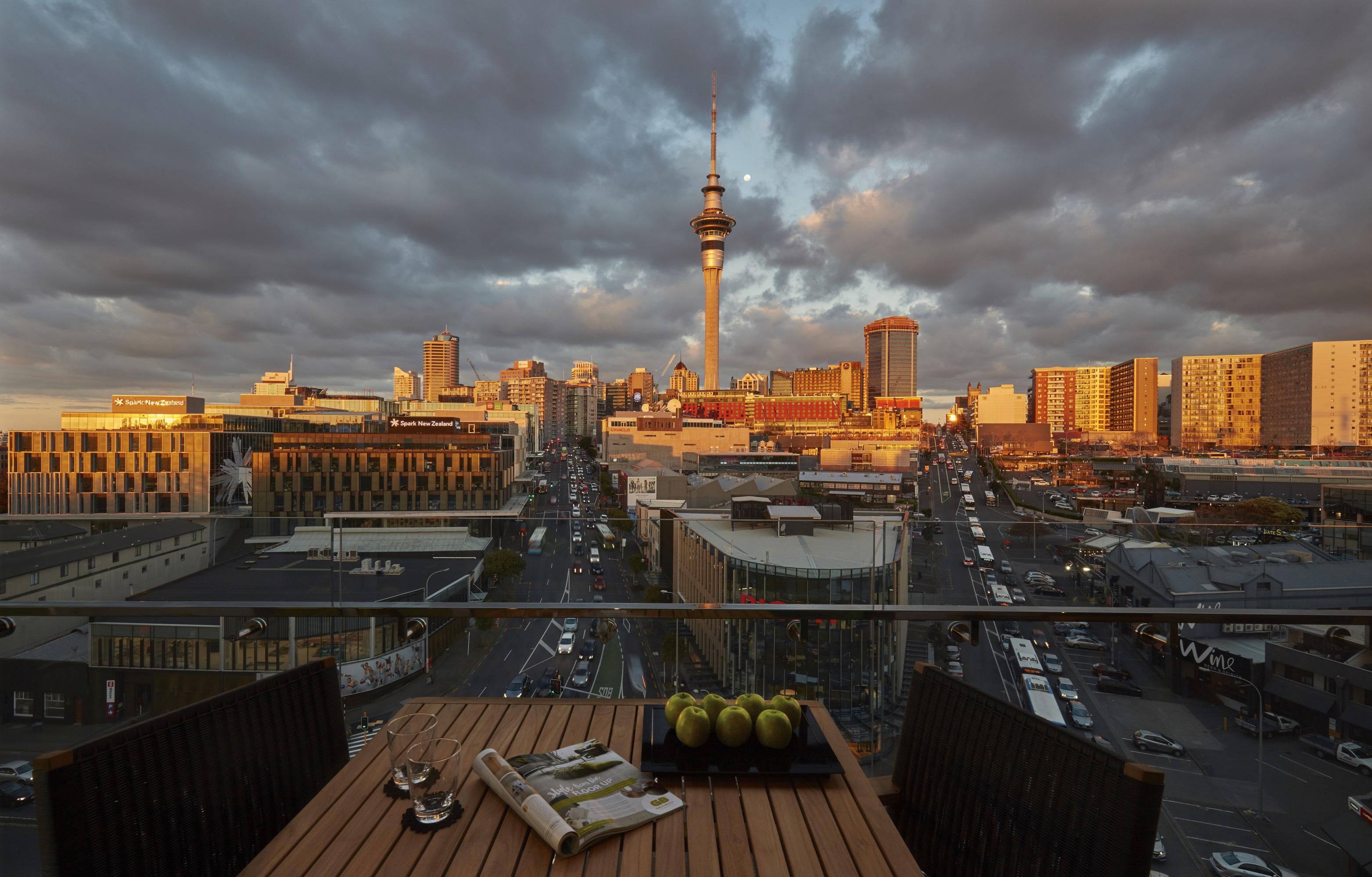 Swiss-Belsuites Victoria Park Auckland Dış mekan fotoğraf Sky Tower, Auckland