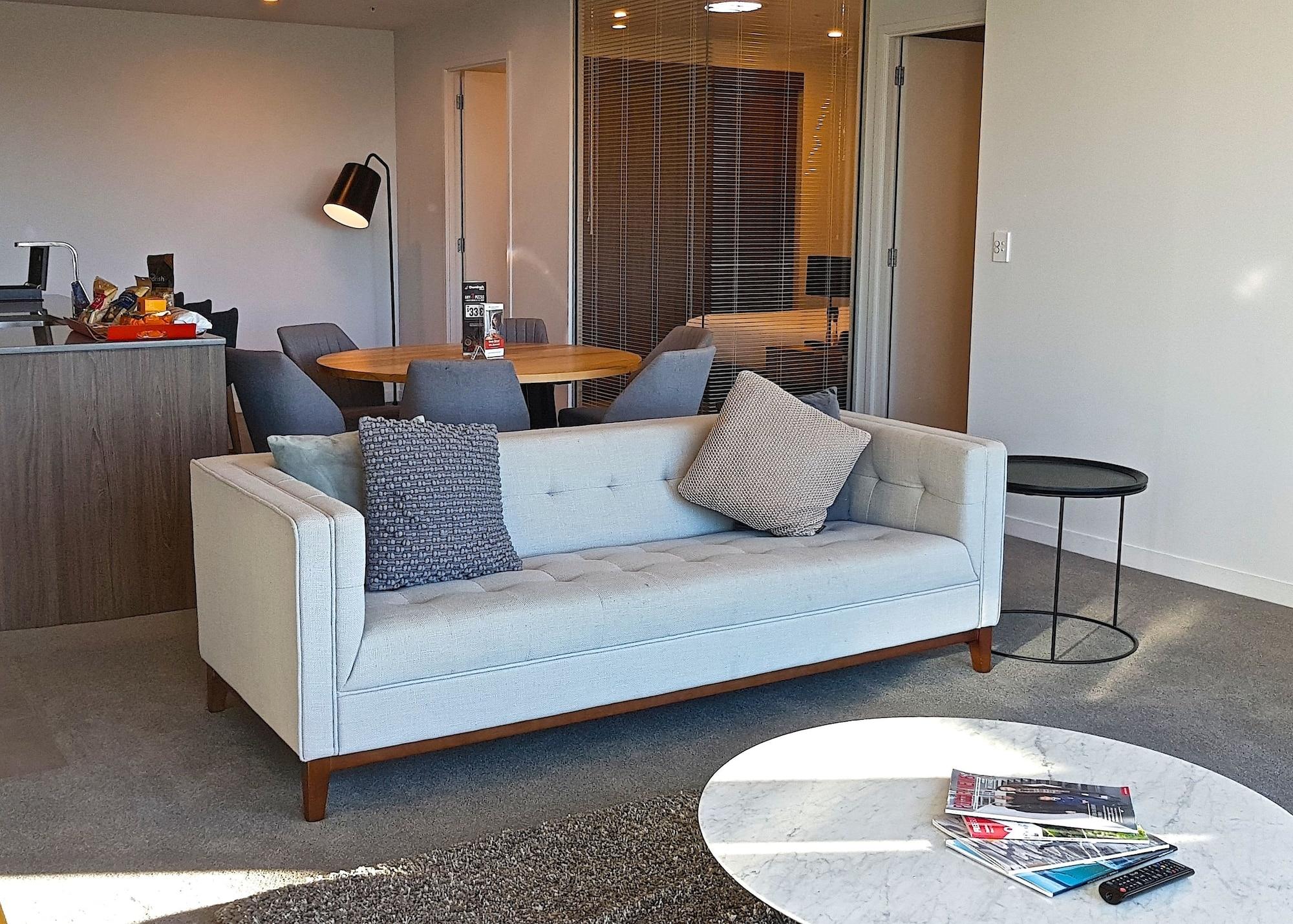 Swiss-Belsuites Victoria Park Auckland Dış mekan fotoğraf A living room in a serviced apartment