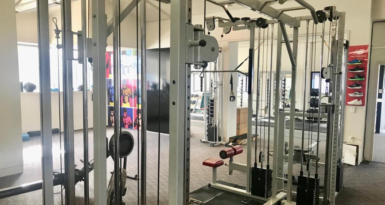 Swiss-Belsuites Victoria Park Auckland Dış mekan fotoğraf The gym at the University of Nottingham